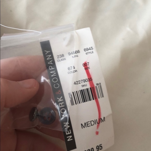 Button down top - Picture 2 of 2